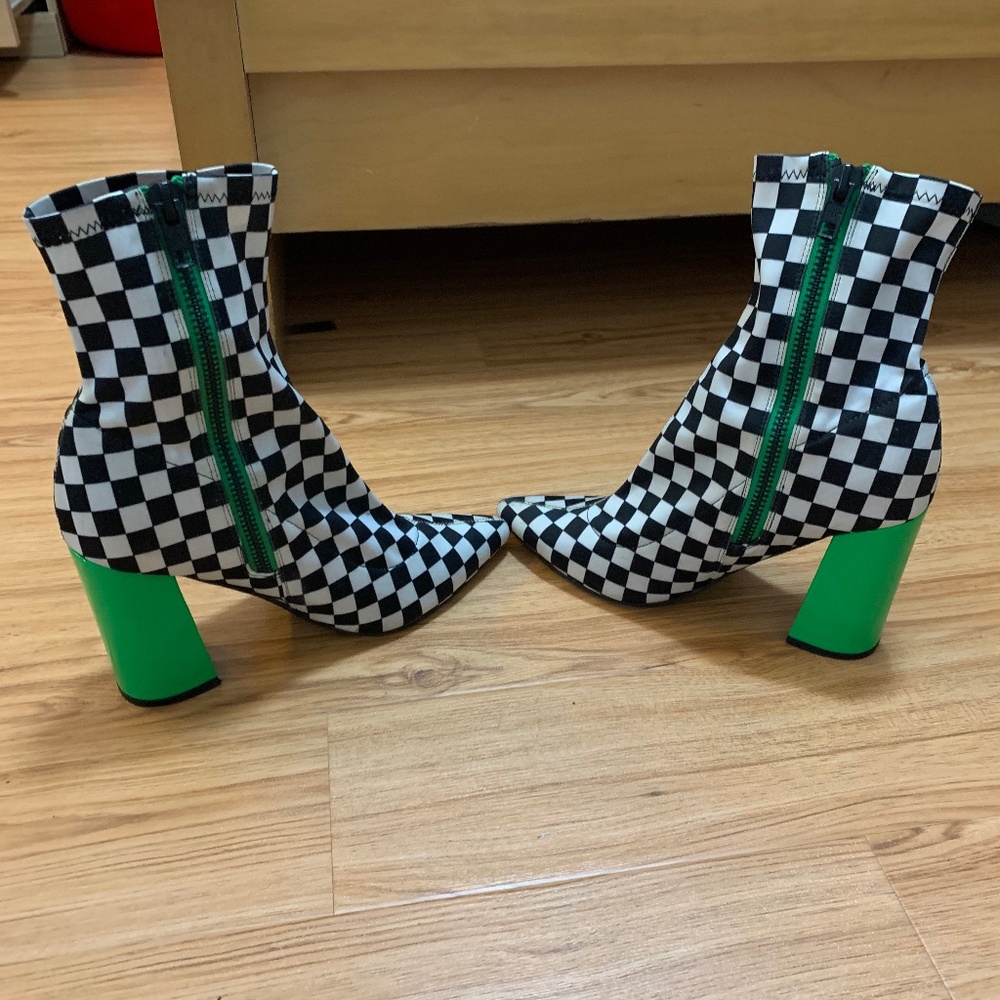 Dollskill heeled sock boots